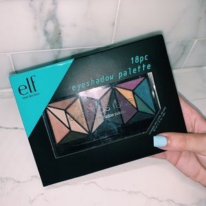 ELF 18 piece eyeshadow palette